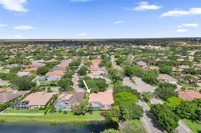 4921 NW 112th Dr, Coral Springs, FL 33076