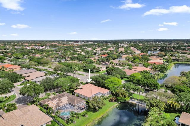 4921 NW 112th Dr, Coral Springs, FL 33076