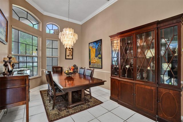 4921 NW 112th Dr, Coral Springs, FL 33076