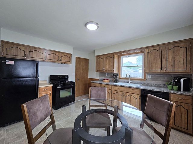 3680 E Klieforth AVENUE, Cudahy, WI 53110