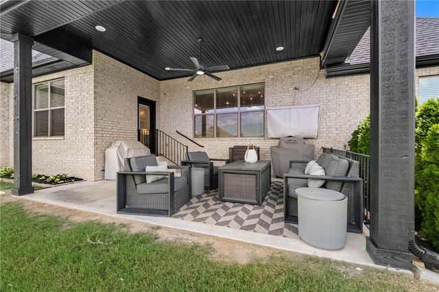 1271 Elizabeth, Bentonville, AR 72713
