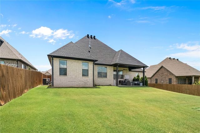 1271 Elizabeth, Bentonville, AR 72713