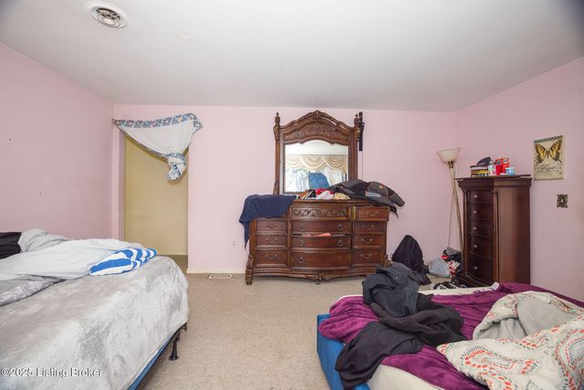 6409 Lower Hunters, Louisville, KY 40258