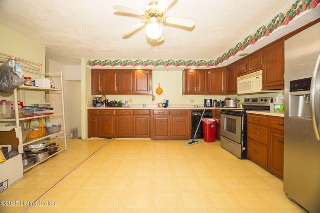 6409 Lower Hunters, Louisville, KY 40258