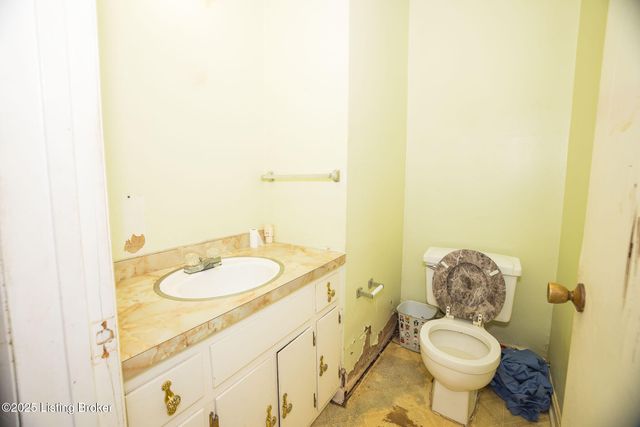 6409 Lower Hunters, Louisville, KY 40258