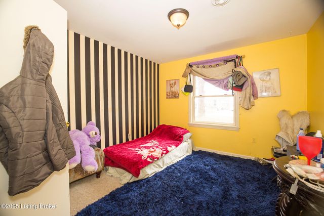 6409 Lower Hunters, Louisville, KY 40258