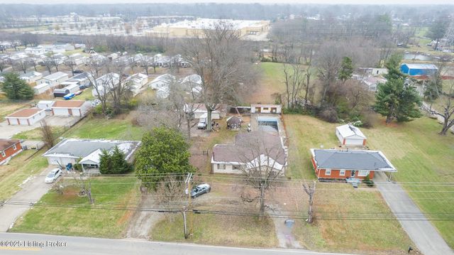 6409 Lower Hunters, Louisville, KY 40258