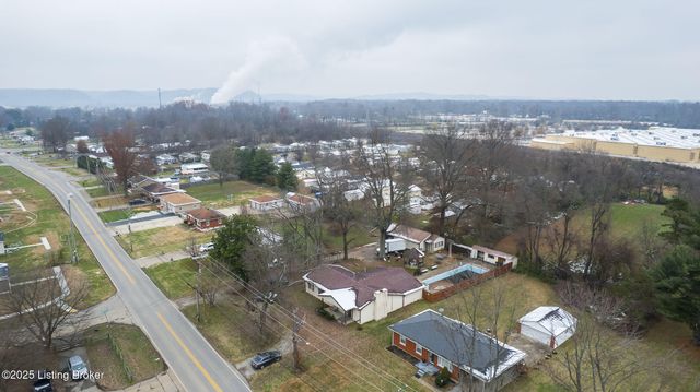 6409 Lower Hunters, Louisville, KY 40258