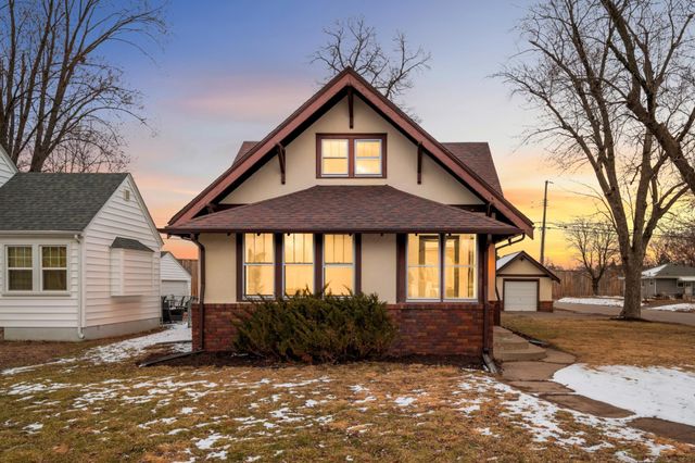 4100 Vera Cruz Avenue N, Robbinsdale, MN 55422