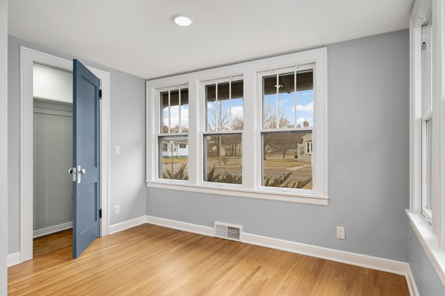 4100 Vera Cruz Avenue N, Robbinsdale, MN 55422