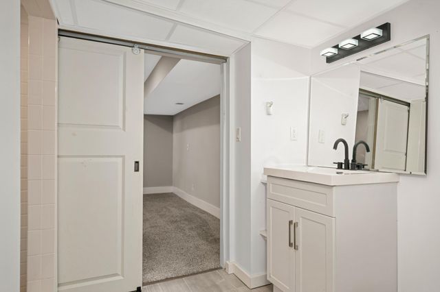 4100 Vera Cruz Avenue N, Robbinsdale, MN 55422