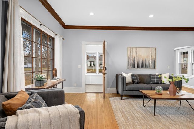 4100 Vera Cruz Avenue N, Robbinsdale, MN 55422