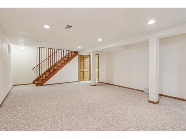 1825 S Saulsbury Ct, Lakewood, CO 80232