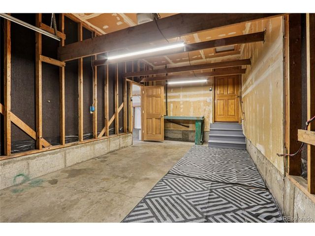 1825 S Saulsbury Ct, Lakewood, CO 80232