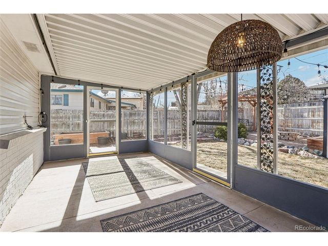 1825 S Saulsbury Ct, Lakewood, CO 80232