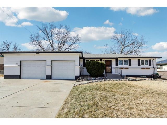 1825 S Saulsbury Ct, Lakewood, CO 80232