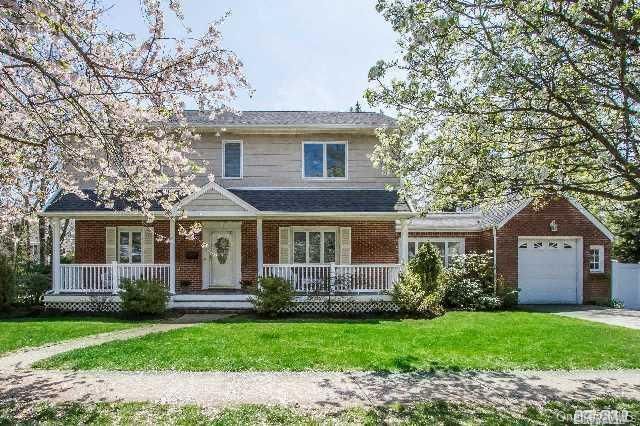 204 Margaret Boulevard, Merrick, NY 11566