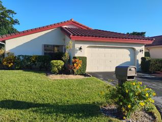 5665 LAKEVIEW MEWS Drive, Boynton Beach, FL 33437