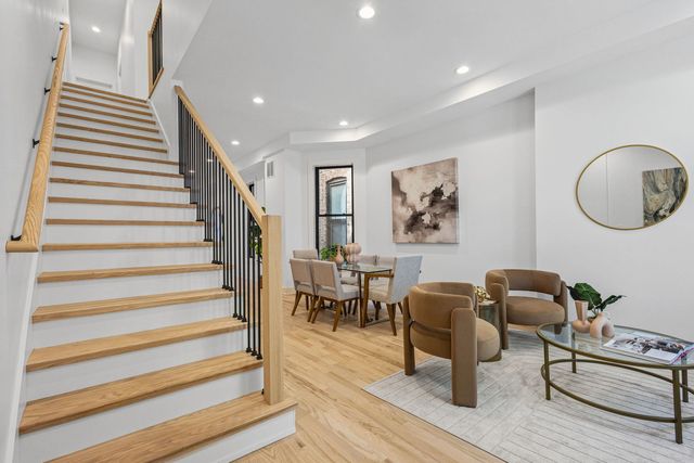 433 E 46th Place, Chicago, IL 60653