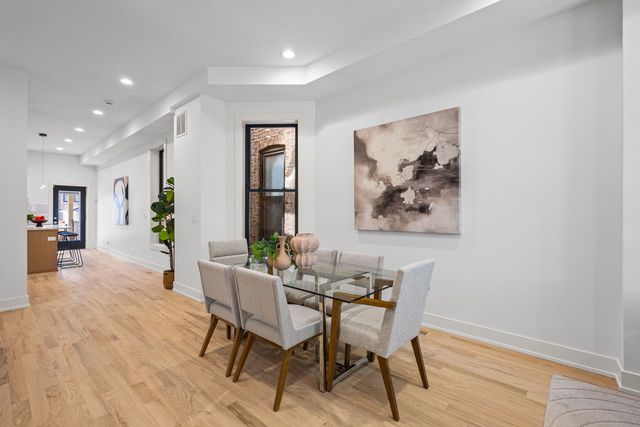 433 E 46th Place, Chicago, IL 60653