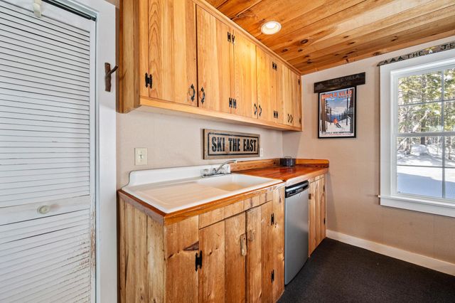 32 Mt Surprise Road, Bartlett, NH 03812