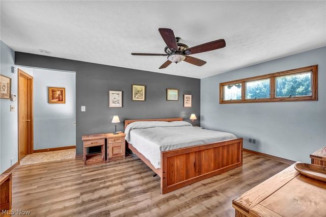 6569 Milhaven Avenue NW, Canal Fulton, OH 44614