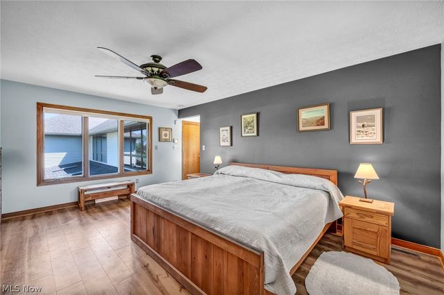 6569 Milhaven Avenue NW, Canal Fulton, OH 44614