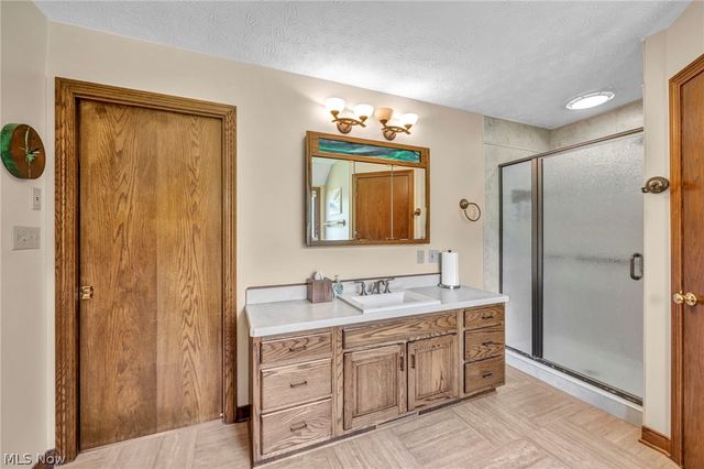 6569 Milhaven Avenue NW, Canal Fulton, OH 44614