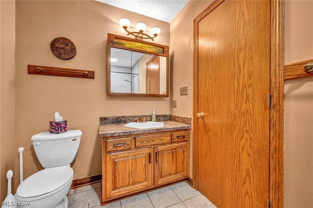 6569 Milhaven Avenue NW, Canal Fulton, OH 44614