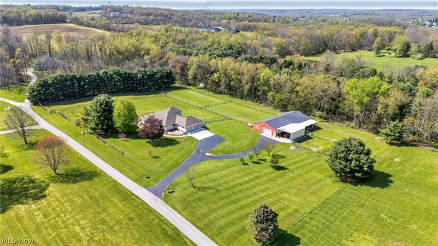 6569 Milhaven Avenue NW, Canal Fulton, OH 44614