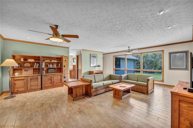 6569 Milhaven Avenue NW, Canal Fulton, OH 44614
