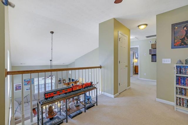 423 W Oaks Trail, Woodstock, GA 30188