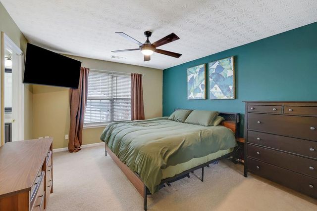 423 W Oaks Trail, Woodstock, GA 30188