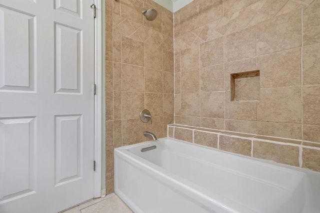 423 W Oaks Trail, Woodstock, GA 30188