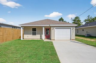 5327 B Kervin Road, Crestview, FL 32539