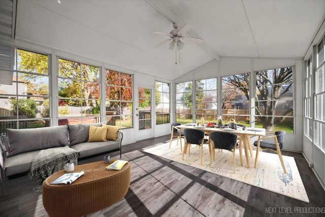 231 N Cambridge Drive, Geneva, IL 60134