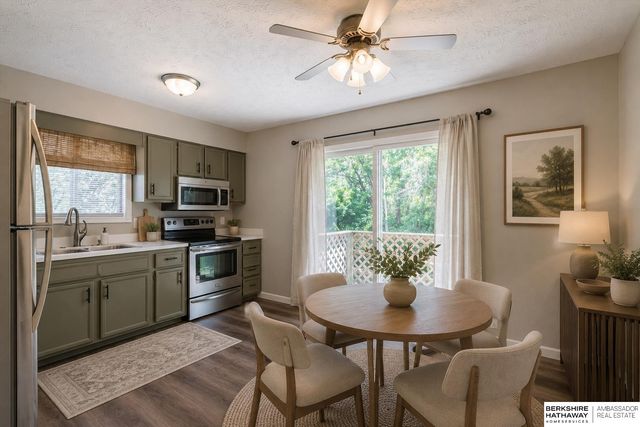 2319 N 189th Circle, Elkhorn, NE 68022