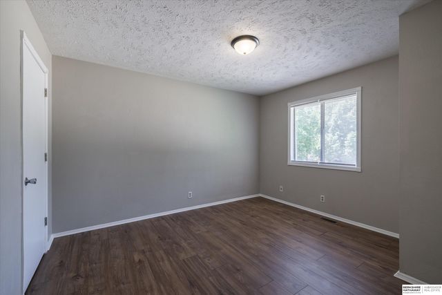 2319 N 189th Circle, Elkhorn, NE 68022