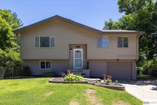 2319 N 189th Circle, Elkhorn, NE 68022