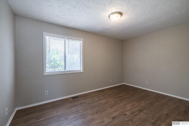 2319 N 189th Circle, Elkhorn, NE 68022