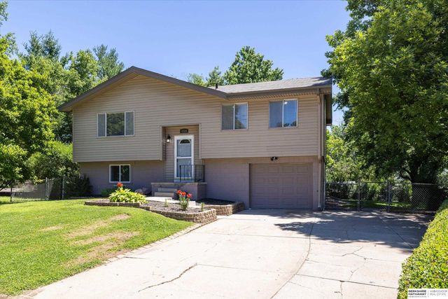 2319 N 189th Circle, Elkhorn, NE 68022