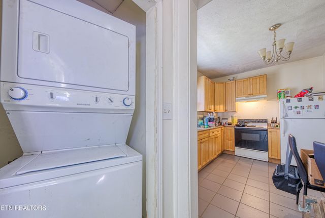 3515 Greenway Drive, Knoxville, TN 37918
