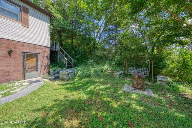 3515 Greenway Drive, Knoxville, TN 37918