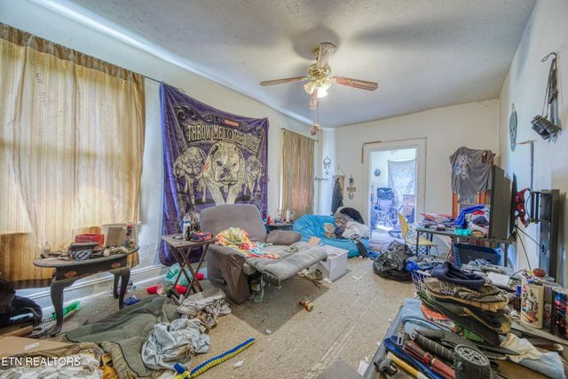 3515 Greenway Drive, Knoxville, TN 37918