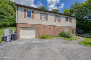 3515 Greenway Drive, Knoxville, TN 37918