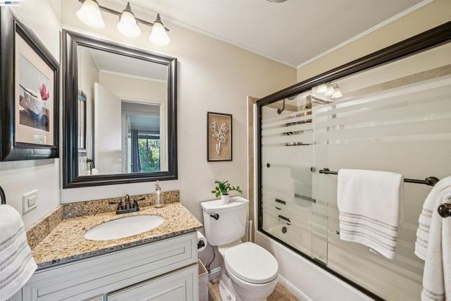 471 Ridgeview Dr, Pleasant Hill, CA 94523