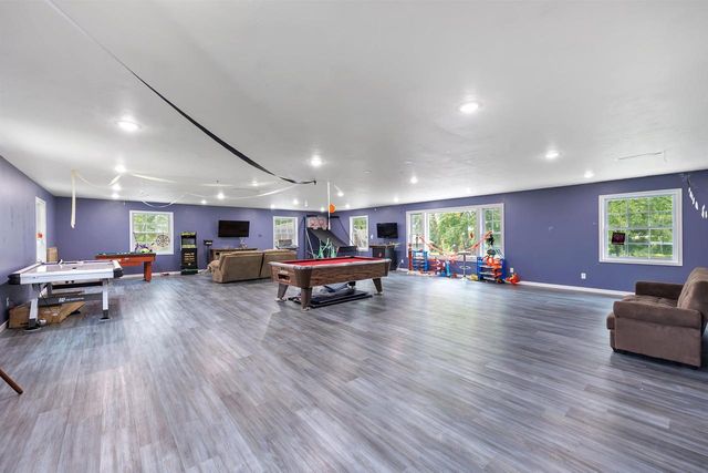 2839 S BROADWAY, Green Bay, WI 54304
