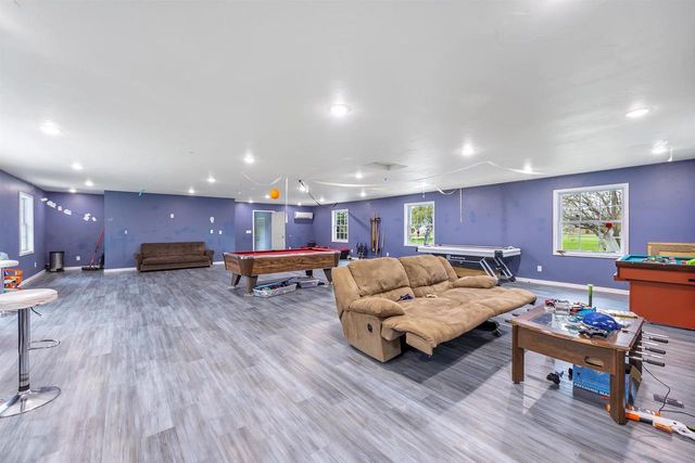 2839 S BROADWAY, Green Bay, WI 54304