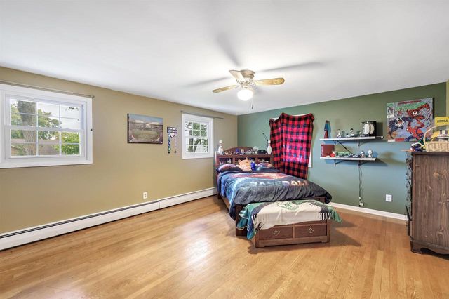 2839 S BROADWAY, Green Bay, WI 54304