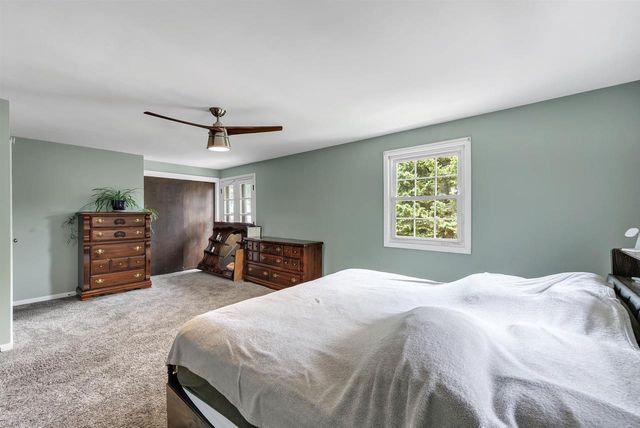 2839 S BROADWAY, Green Bay, WI 54304